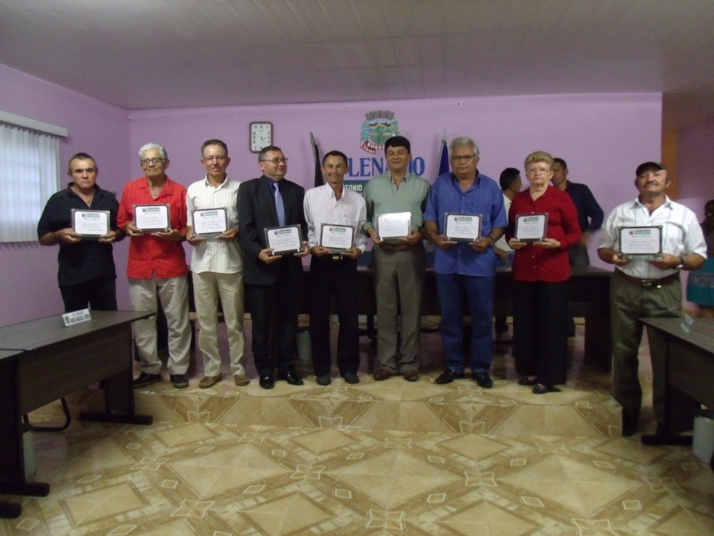 CÂMARA MUNICIPAL DE SOSSEGO HOMENAGEIA 1ª LEGISLATURA.